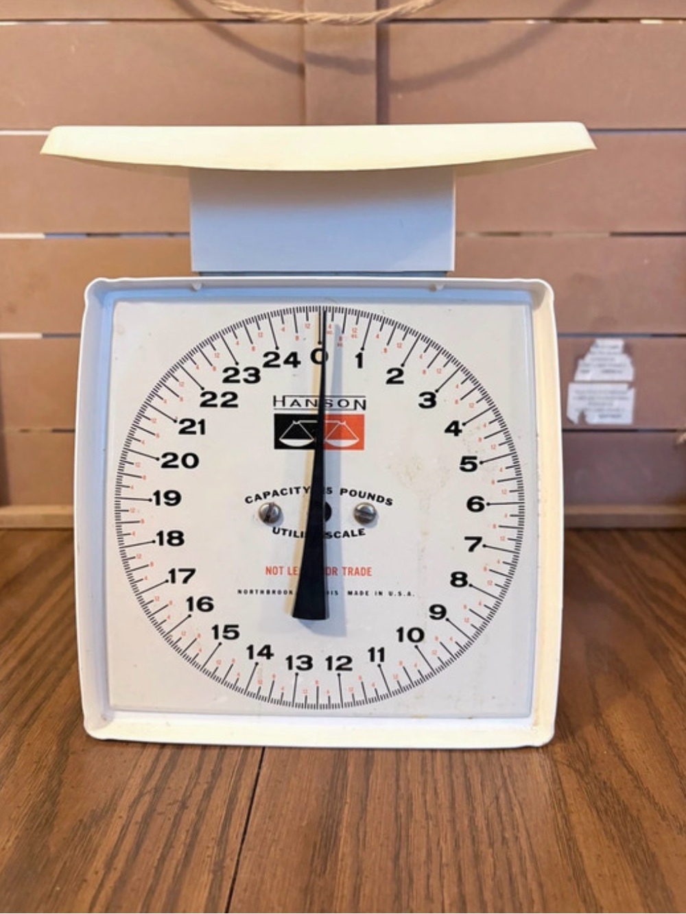 White 25-Pound Kitchen Utility Scale